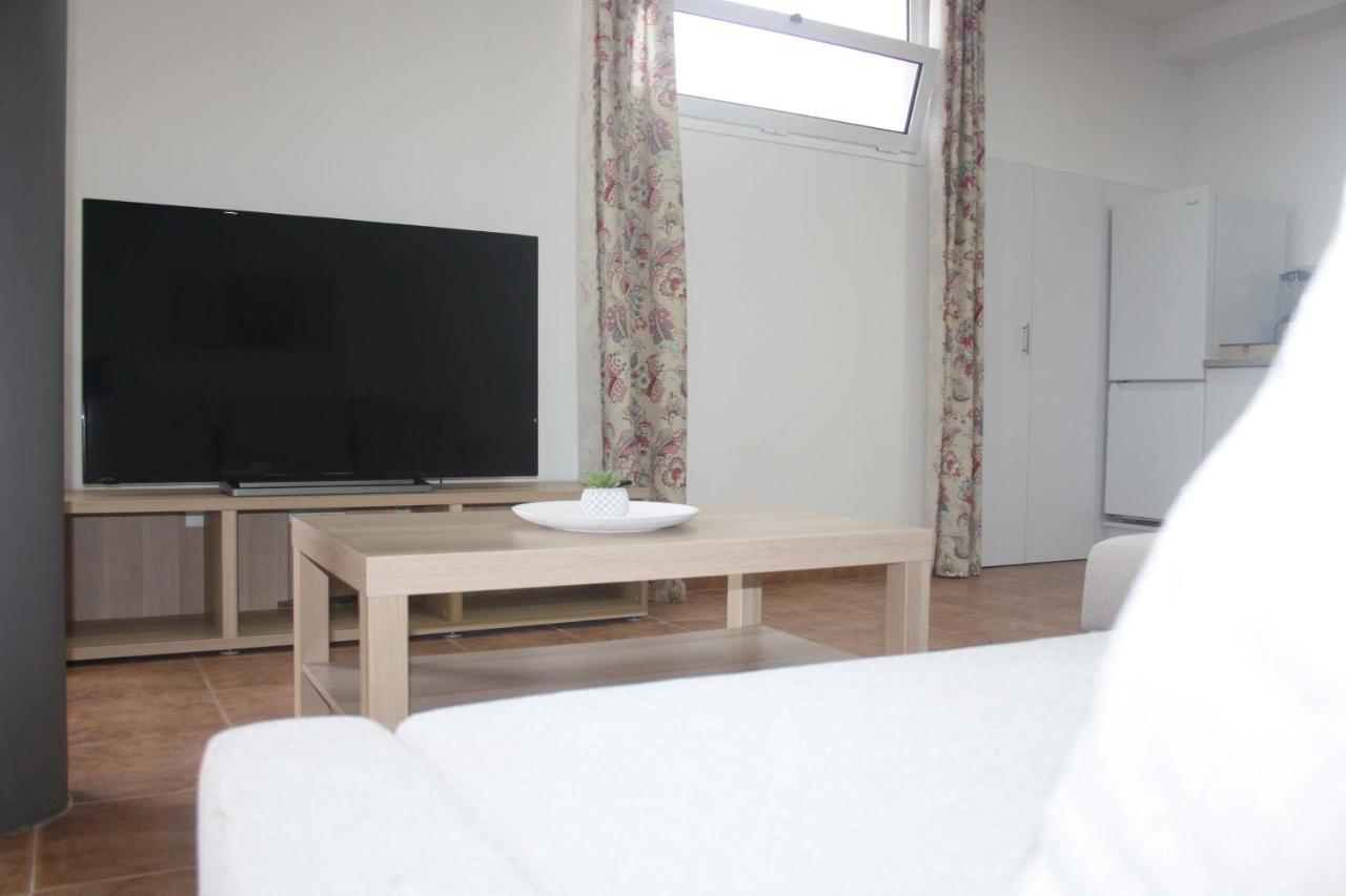 Lugar Dos Louros 2 Apartment Estreito Da Calheta
